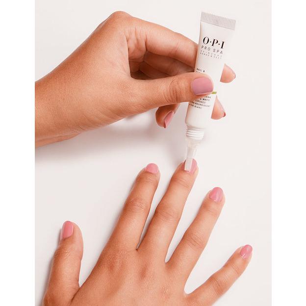 OPI - Nail and Cuticle Oil To Go 0.25 oz - Long Lasting Formula